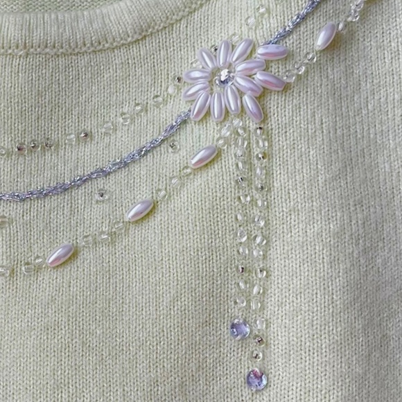 Alia Vintage pale green sweater pearl detail beads crew neck long sleeve Medium - Picture 15 of 15